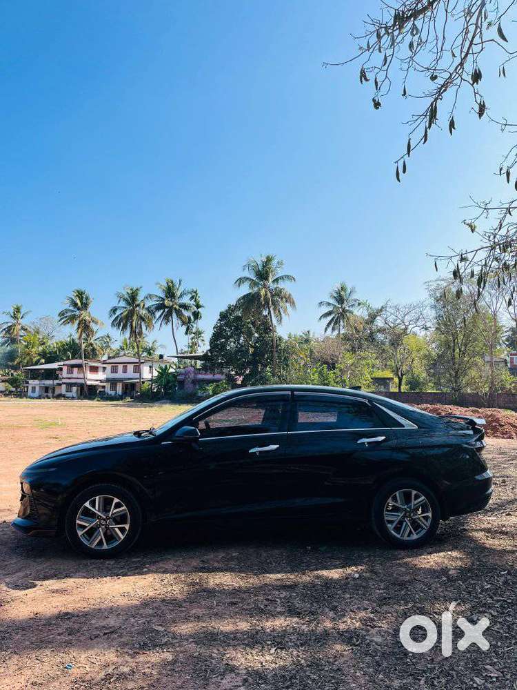 Hyundai New Verna, 2023, Petrol