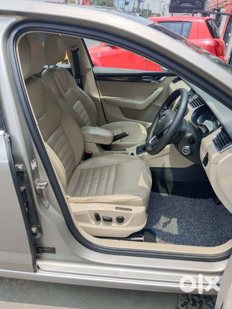 Skoda Octavia 1.8 Tsi At Style, 2016, Petrol