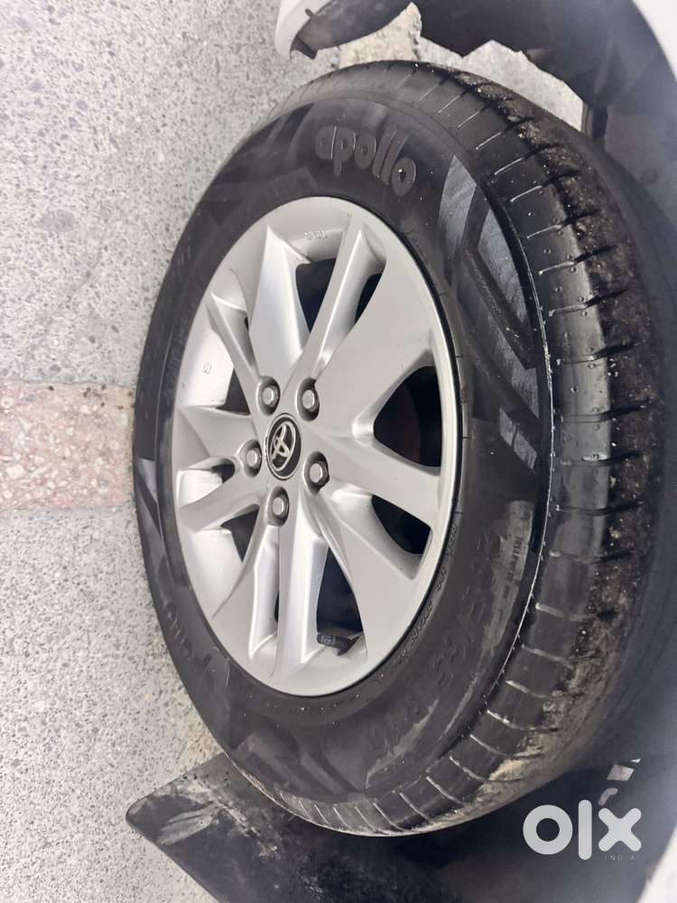 Toyota Innova Crysta 2.4 G Mt, 2017, Diesel
