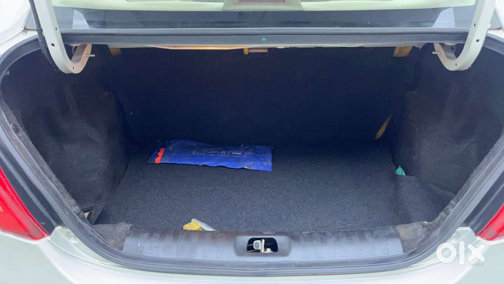 Maruti Suzuki Swift Dzire 1.3 Vxi, 2013, Petrol