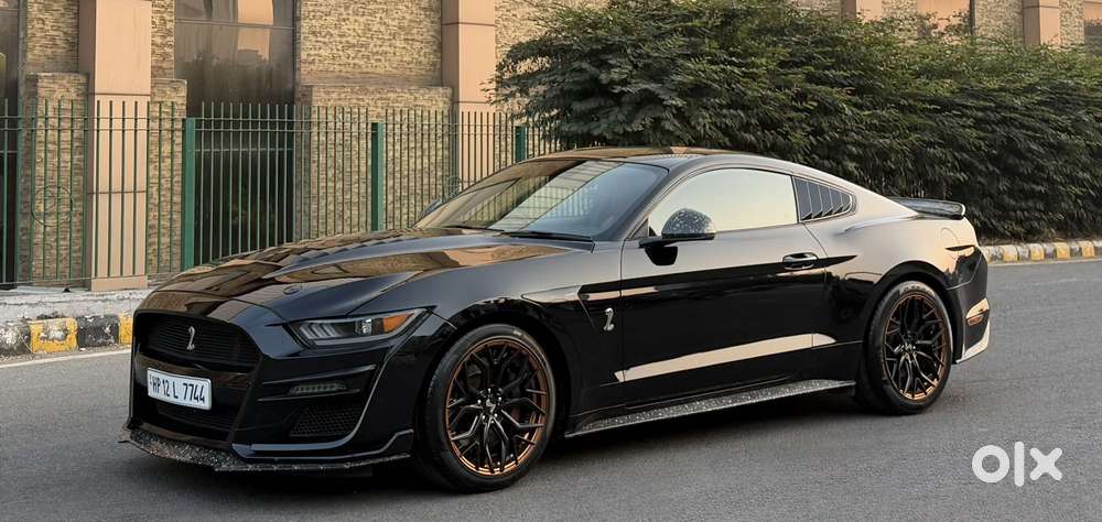 Ford Mustang V8, 2019, Petrol