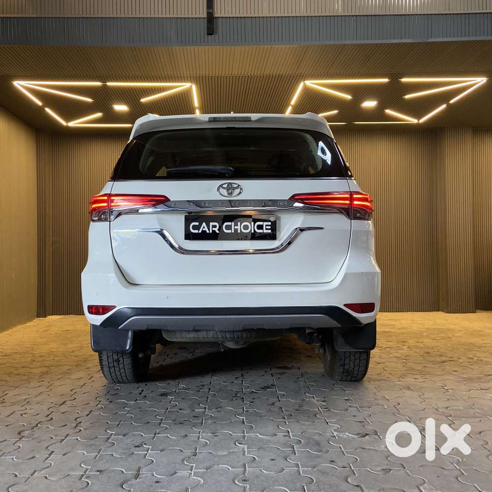 Toyota Fortuner 4x2 At 2.8 Diesel, 2021, Diesel