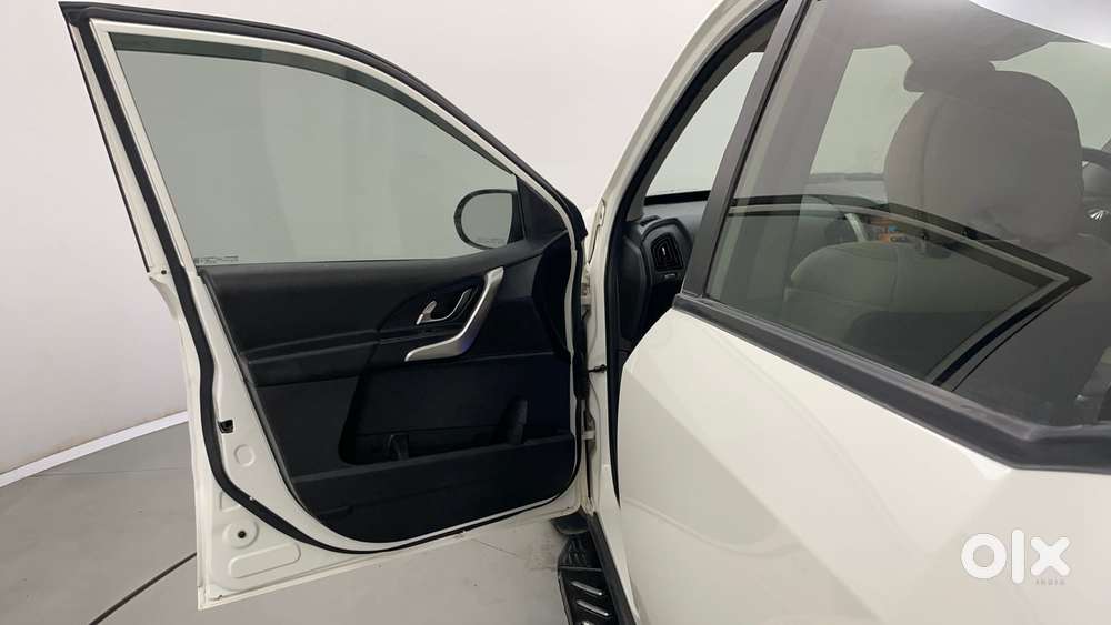 Mahindra Xuv500 W9 2wd, 2021, Diesel
