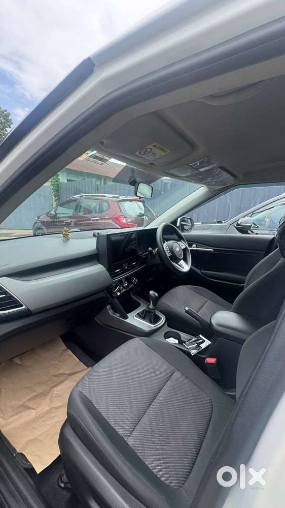 Kia Seltos Hte 1.5l Diesel 2020 White (with Lcd Infotainment System)