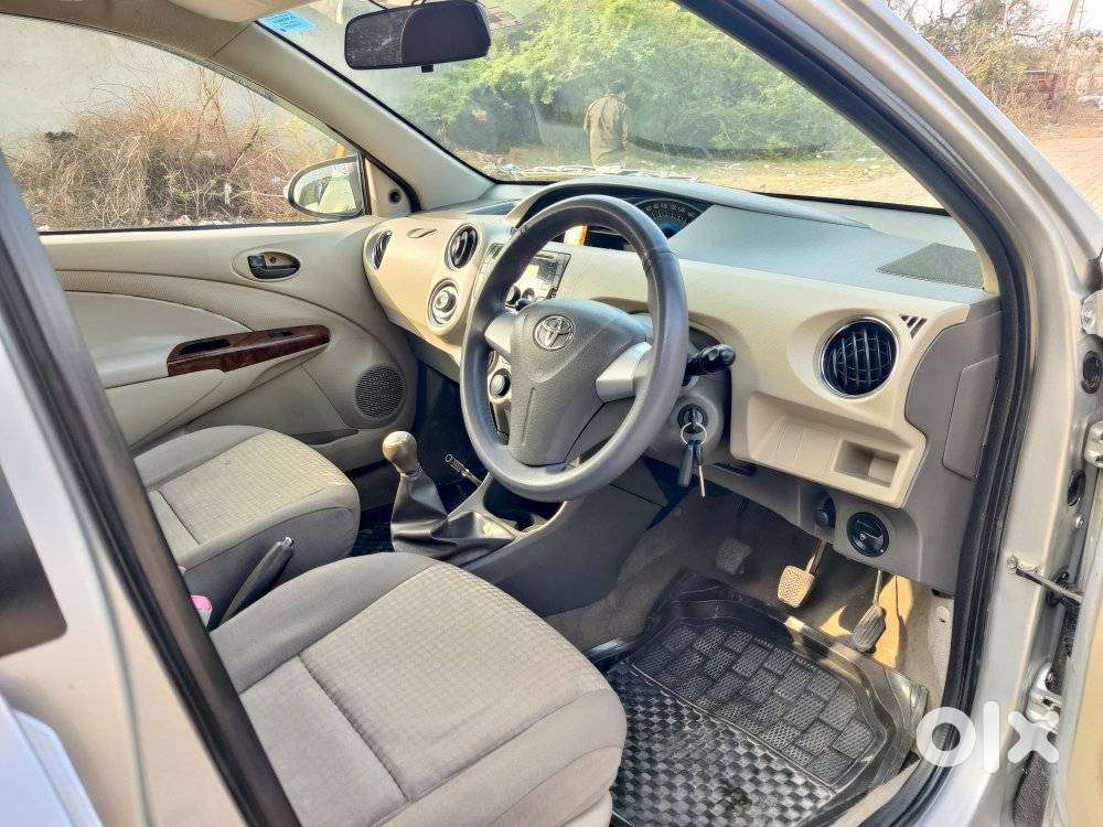 Toyota Etios 2013-2014 V, 2014, Petrol