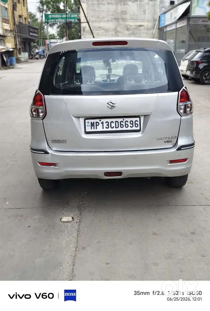 Maruti Suzuki Ertiga 2015 Diesel 75000 Km Driven