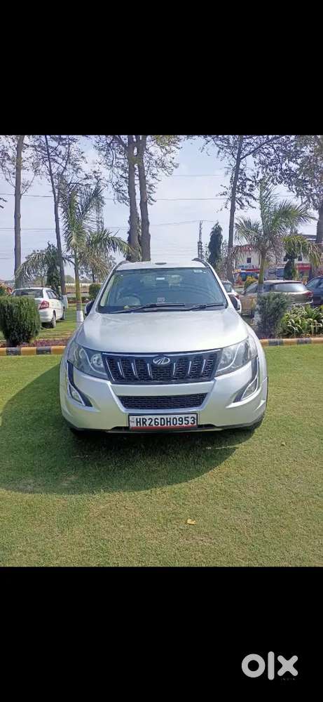Mahindra Xuv500 2017 Diesel 125000 Km Driven