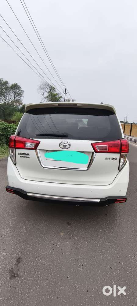 Toyota Innova Crysta 2.4 V, 2020