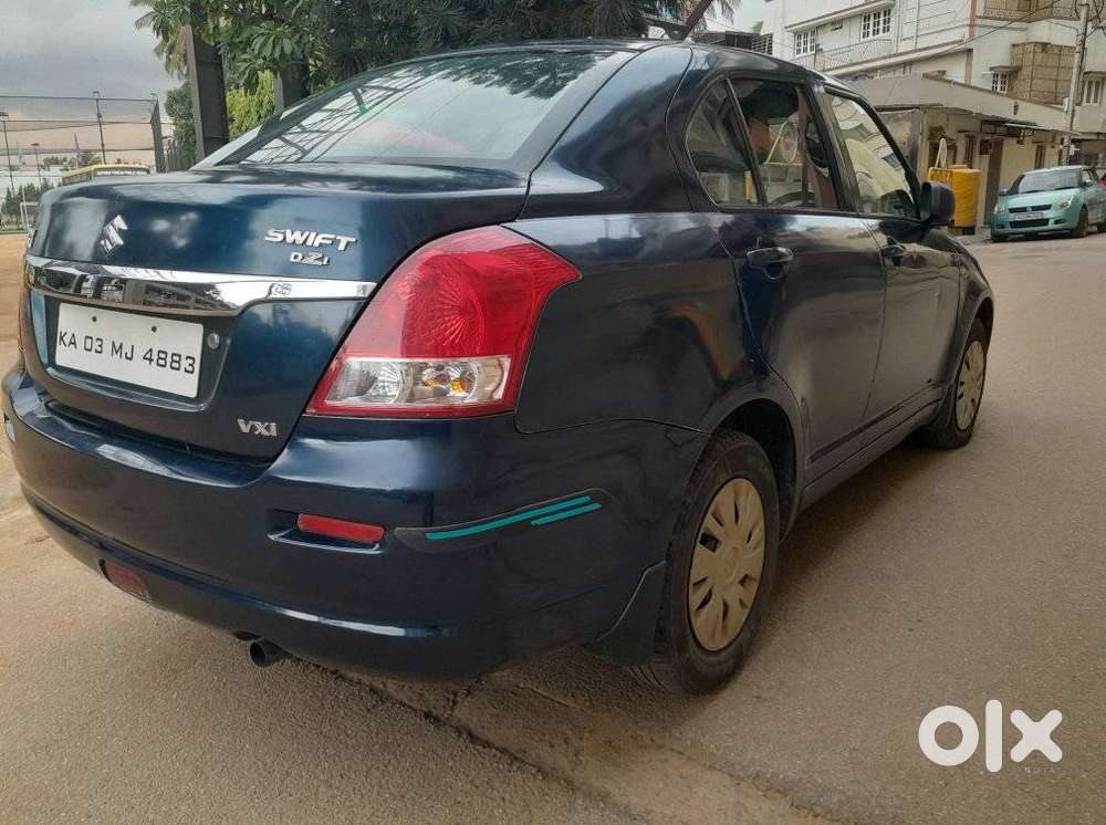 Maruti Suzuki Swift Dzire 1.2 Vxi Bsiv, 2010, Petrol