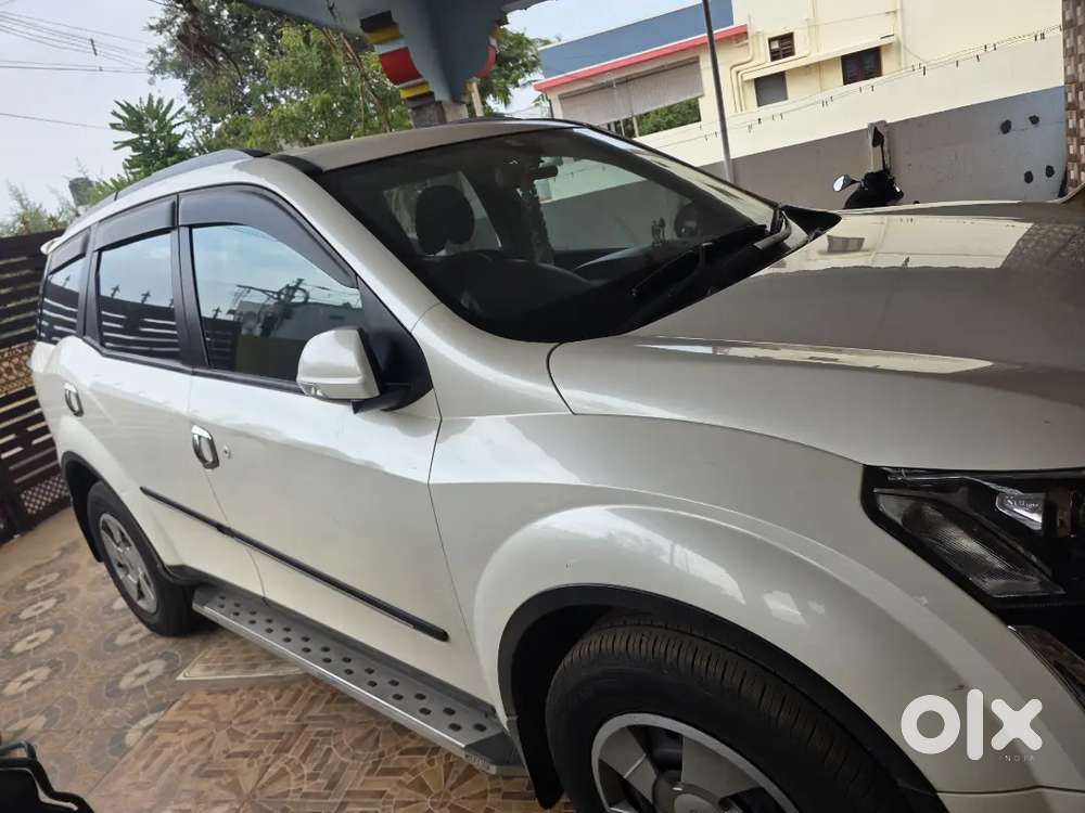 Mahindra Xuv500 Diesel W6 2018