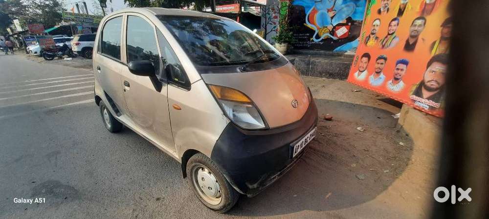 Tata Nano Xe, 2012, Petrol
