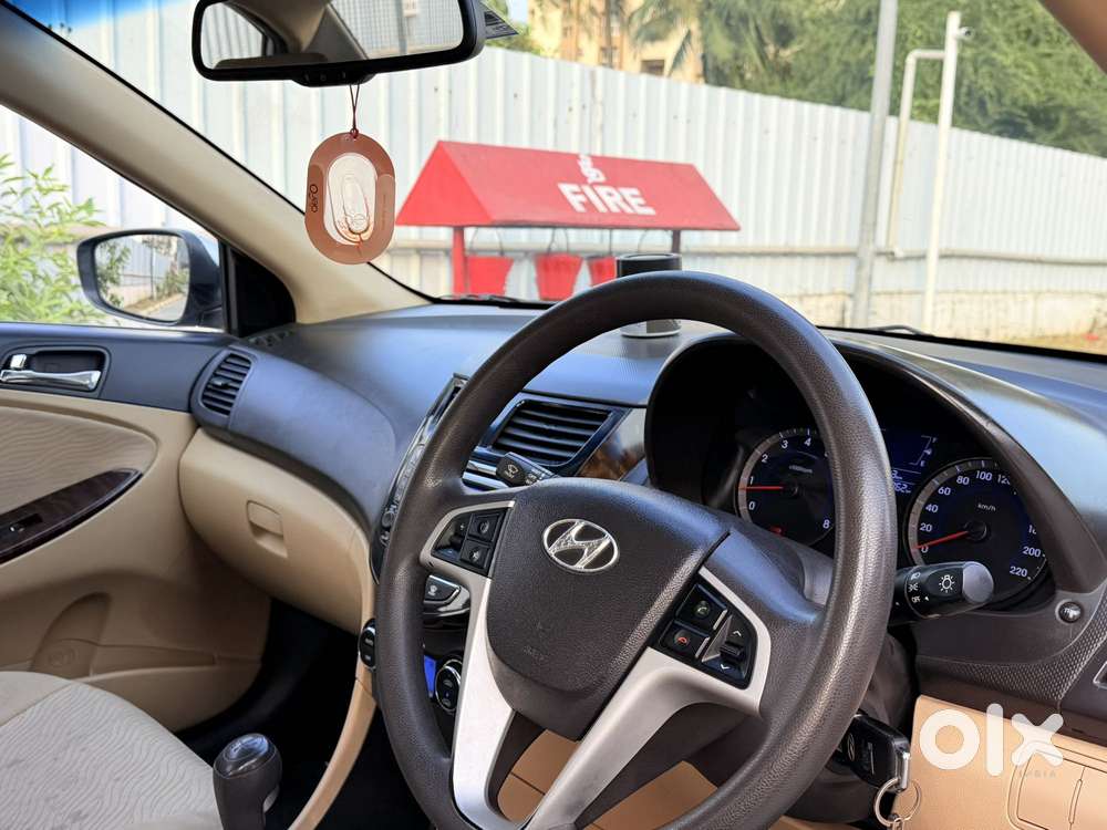 Hyundai Verna 1.6 Sx Vtvt, 2014, Petrol