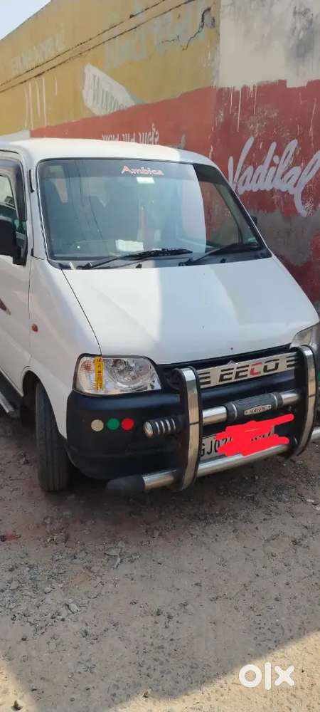 Eco 
First Owner 
Petrol Cng