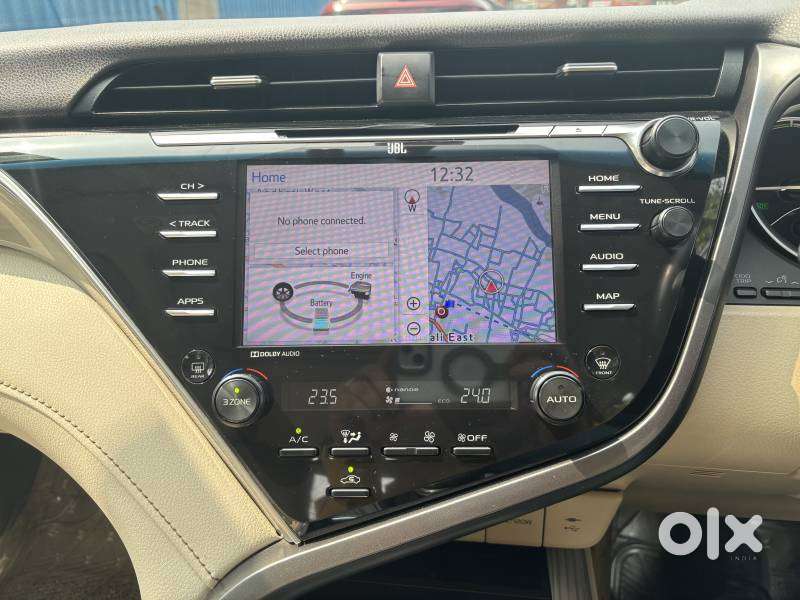 Toyota Camry, 2020, Petrol