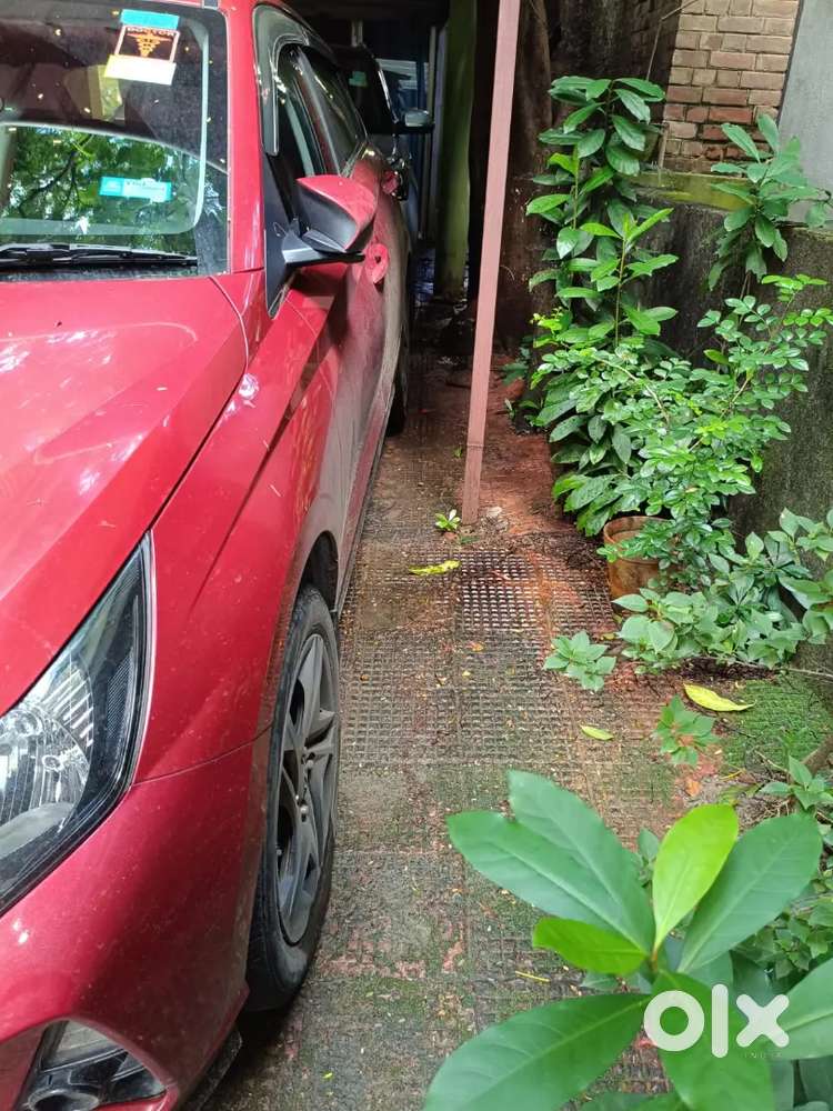 Hyundai New I20 Sportz Petrol Manual 2022/ Creta Sx 2020 Model