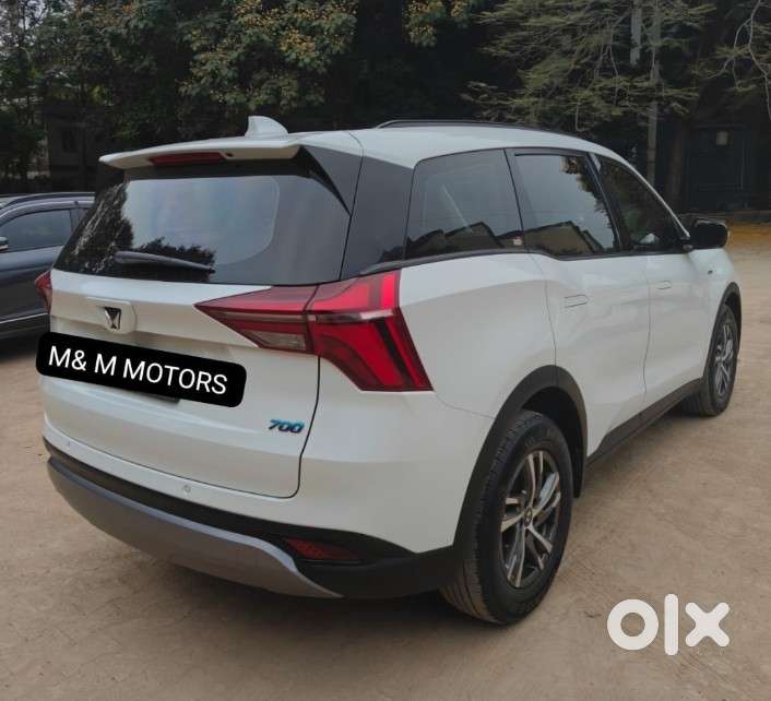 Mahindra Xuv700 2.2 Ax 5 Diesel At 7 Str, 2022, Diesel