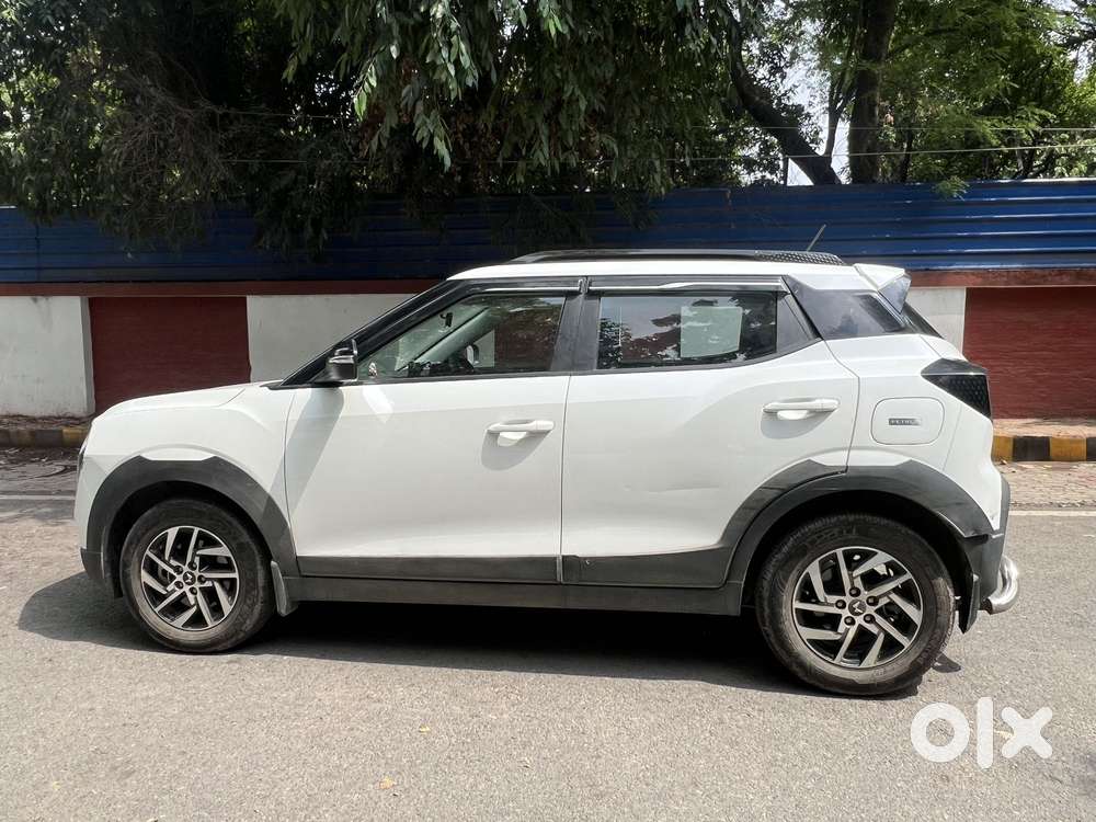 Mahindra Xuv 3xo Ax5 Pm Mt, 2024, Petrol