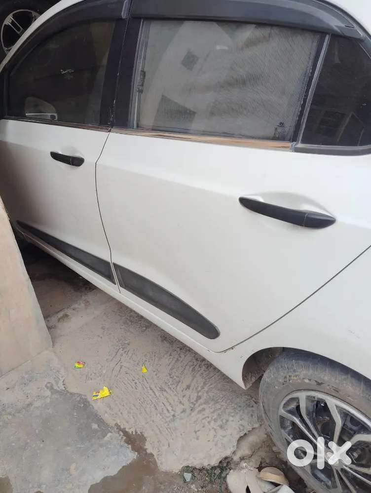 Hyundai Xcent 2016 Diesel Well Maintained