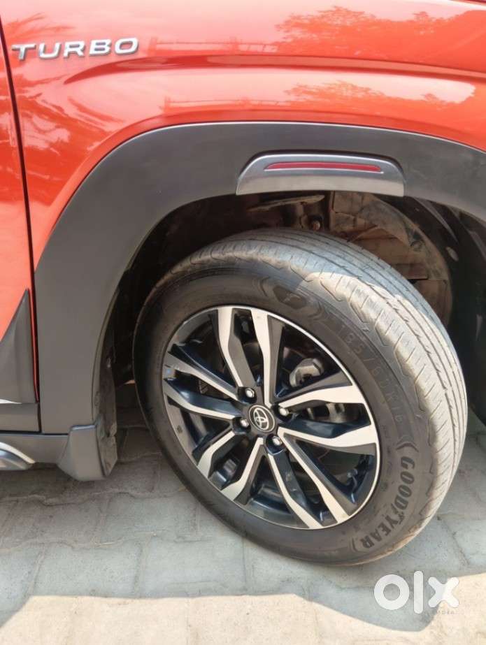 Toyota Urban Cruiser Taisor V 1.0 Petrol Mt, 2024