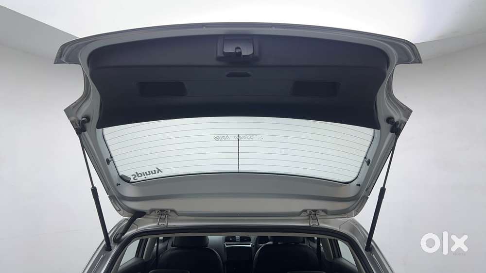 Volkswagen Polo Petrol Comfortline 1.2l, 2016, Petrol