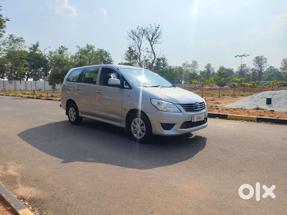 Toyota Innova 2012-2013 2.5 Gx (diesel) 8 Seater Bs Iv, 2012, Diesel