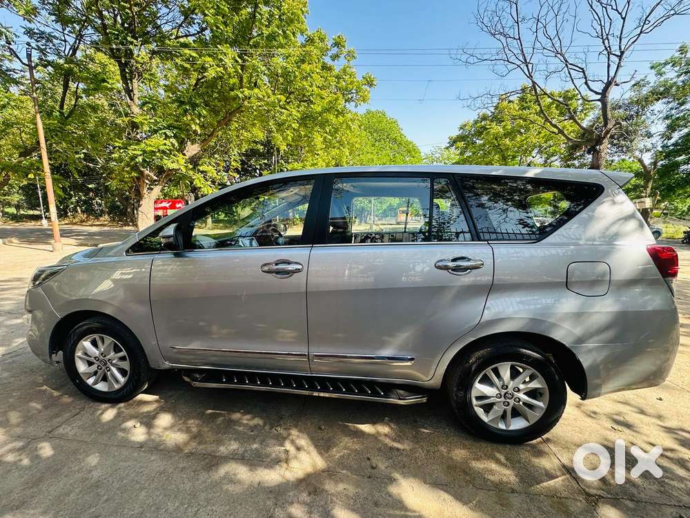 Toyota Innova Crysta 2.4 Gx Mt 8s, 2019, Diesel