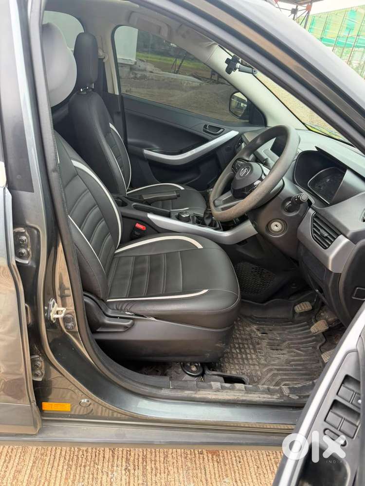 Tata Nexon, 2022, Petrol