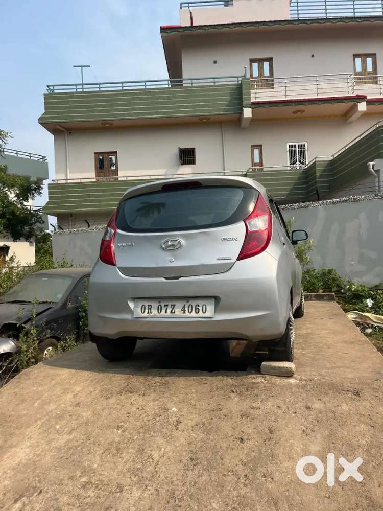 Hyundai Eon 2012 Petrol 92452 Km Driven