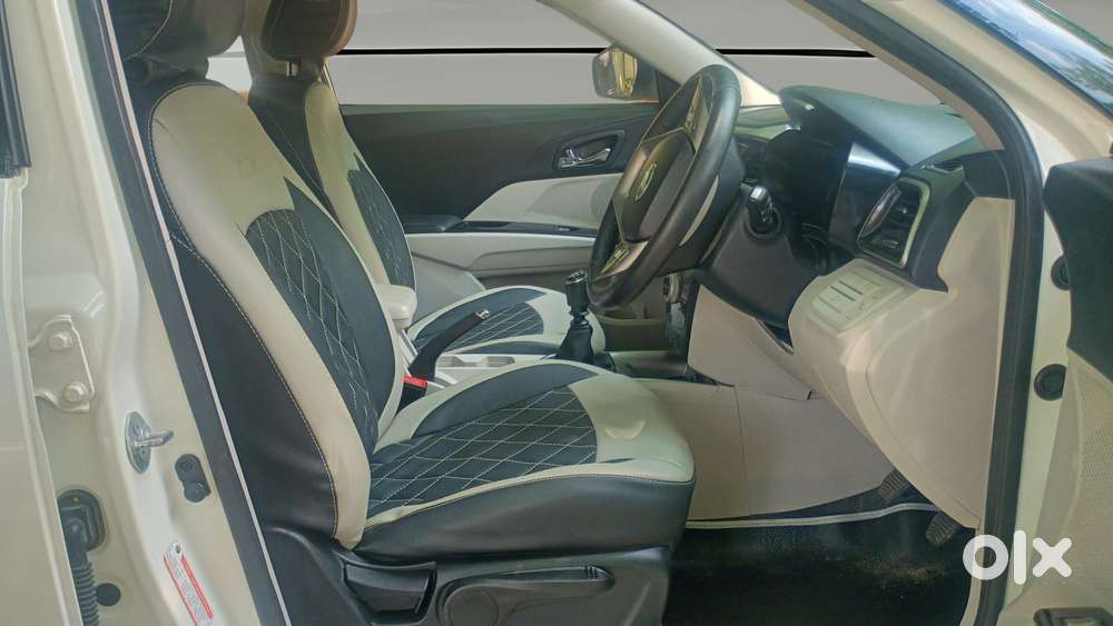 Mahindra Xuv300 W8 Diesel, 2022, Diesel