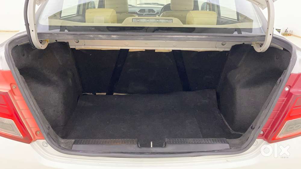 Maruti Suzuki Swift Dzire Amt Zxi, 2019, Petrol