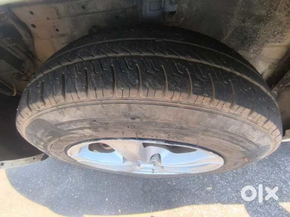 Maruti Suzuki Dzire 2012