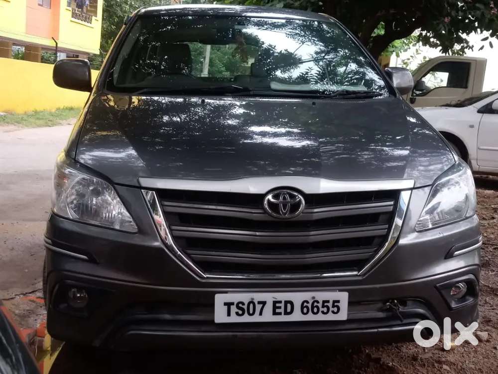 Toyota Innova 2014 Diesel Well Maintained