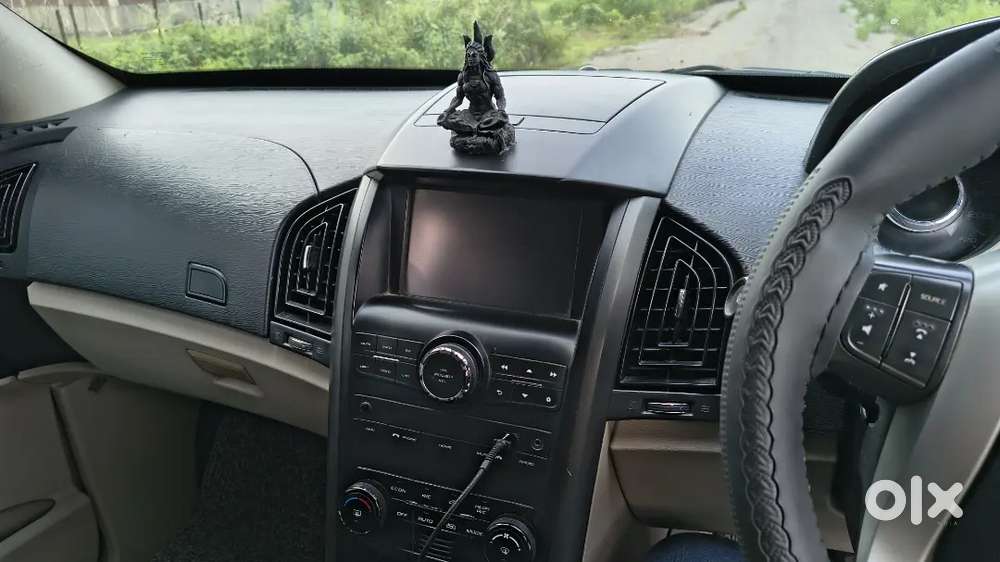 Mahindra Xuv500 2015 W10 Diesel 94000 Km Driven