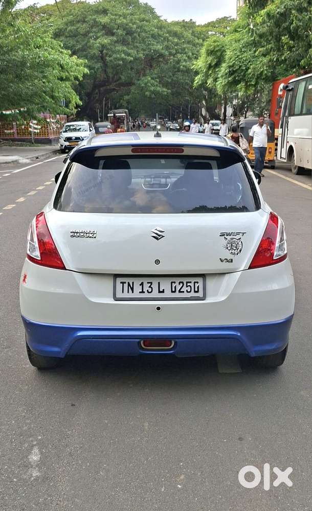 Maruti Suzuki Swift Vxi Optional, 2017, Petrol