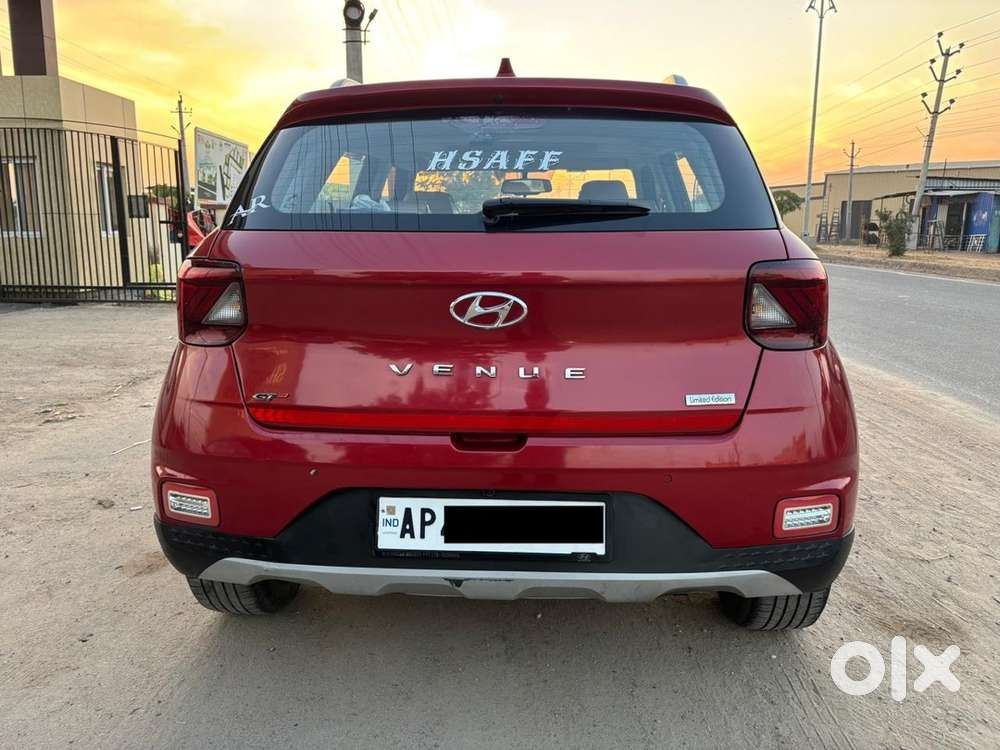 Hyundai Venue 2019 Diesel Well Maintained