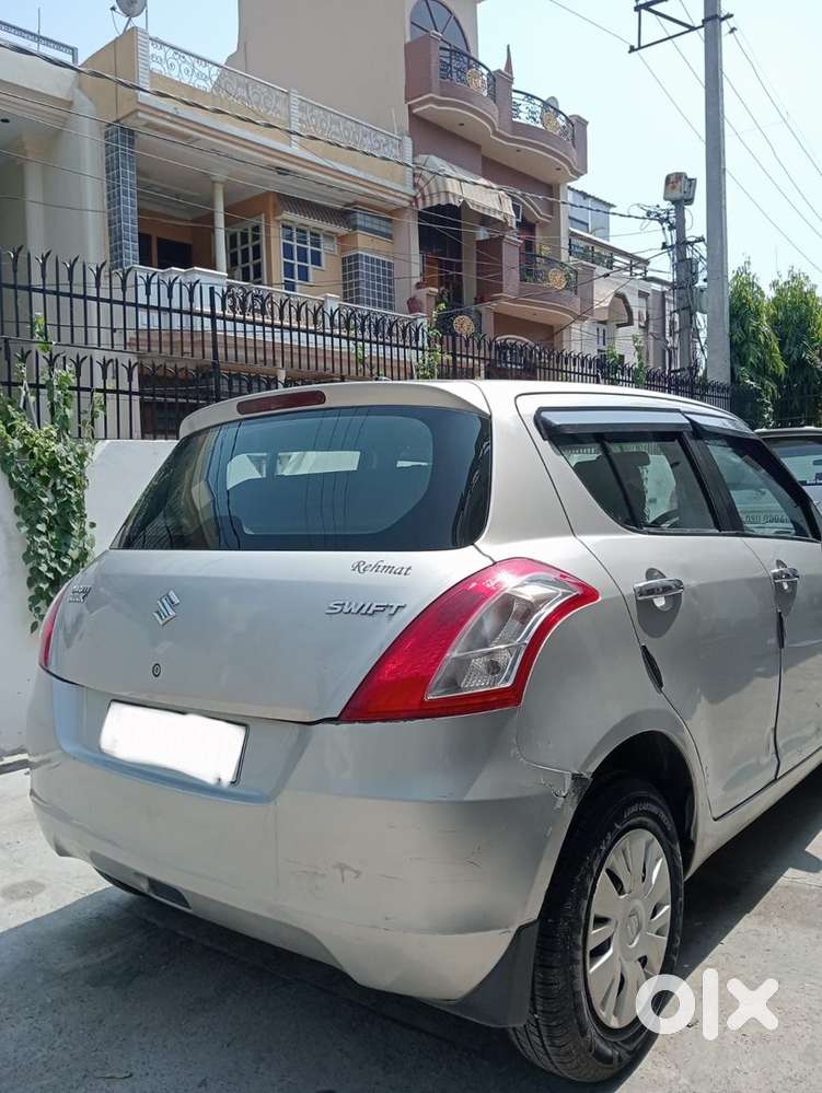 Suzuki Swift Vxi  2013  Petrol  Manual