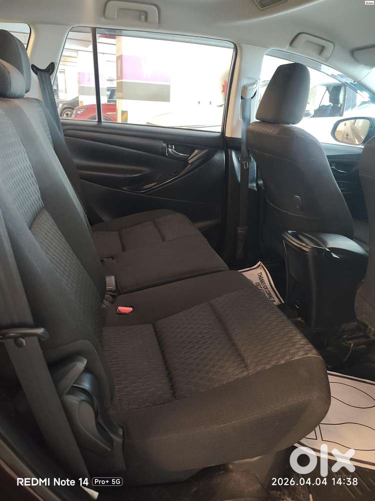 Toyota Innova Crysta 2.8 Gx At 8s, 2017, Diesel