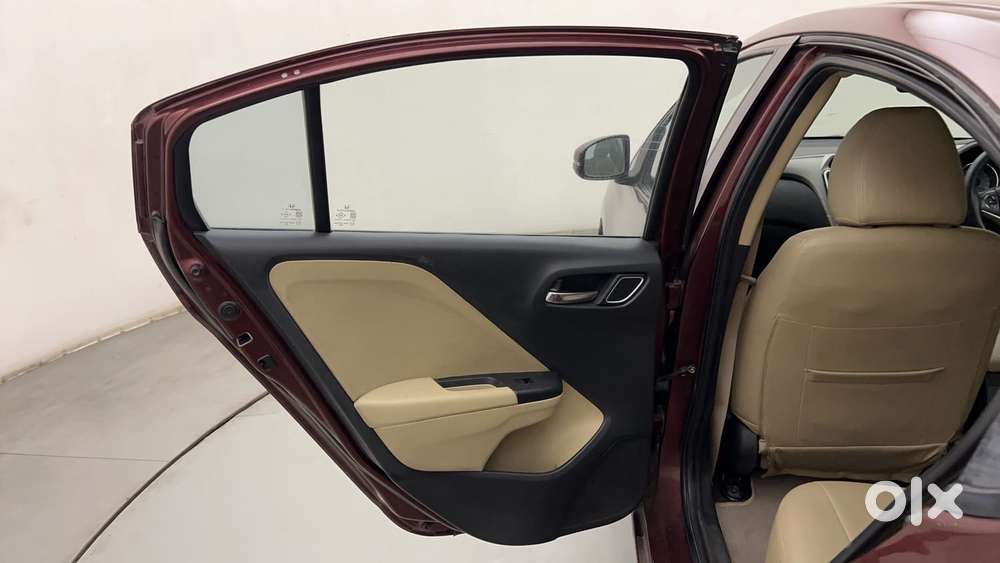 Honda City I-vtec V, 2017, Petrol