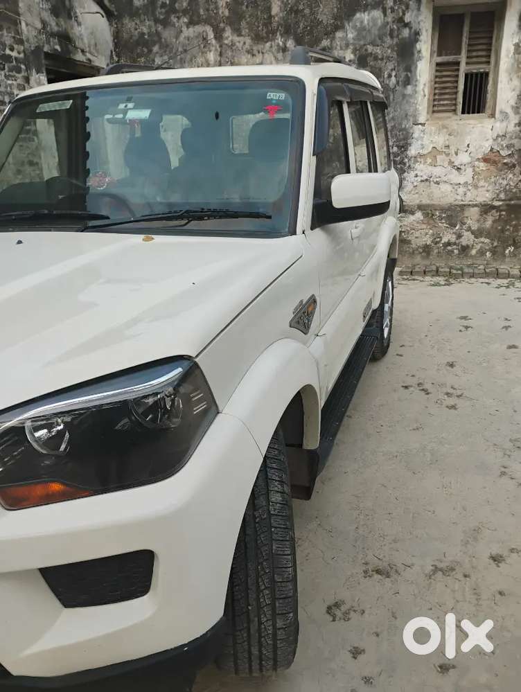 Mahindra Scorpio S6+ Diesal