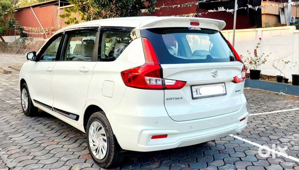 Maruti Suzuki Ertiga Vxi Shvs, 2024, Petrol