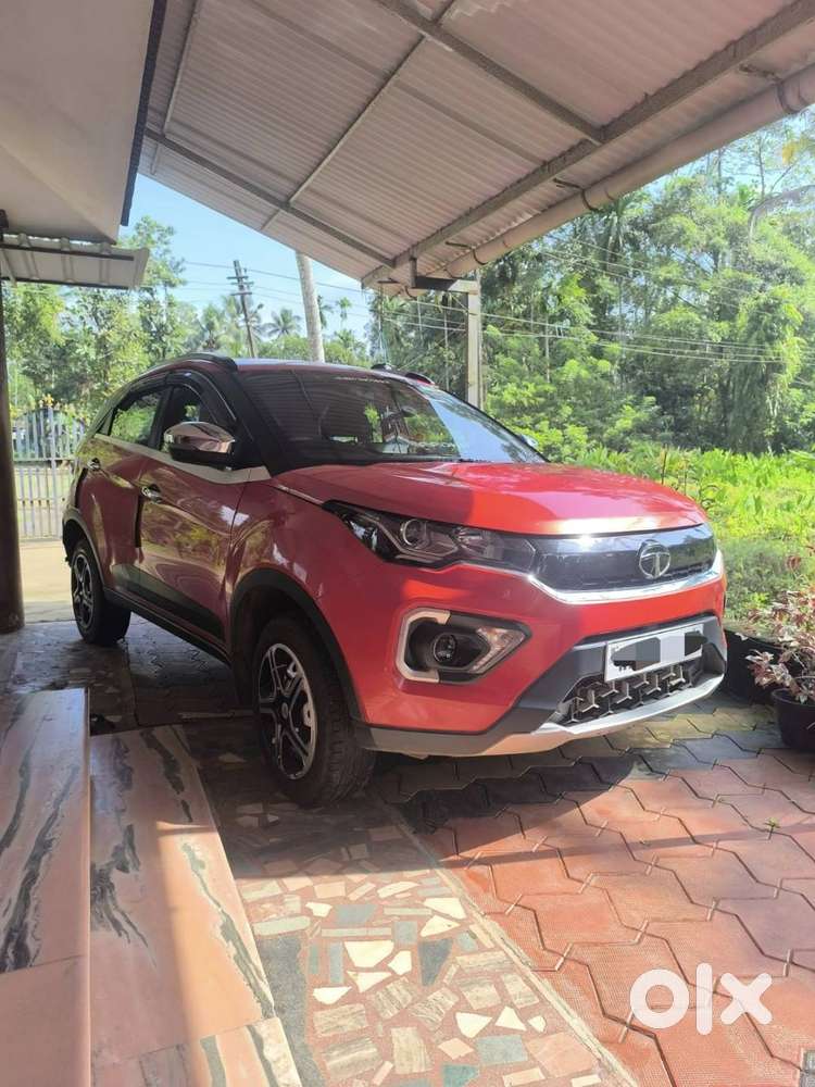Nexon Petrol Manual 2020 Ending,  Single Owner 73000 Kms Run