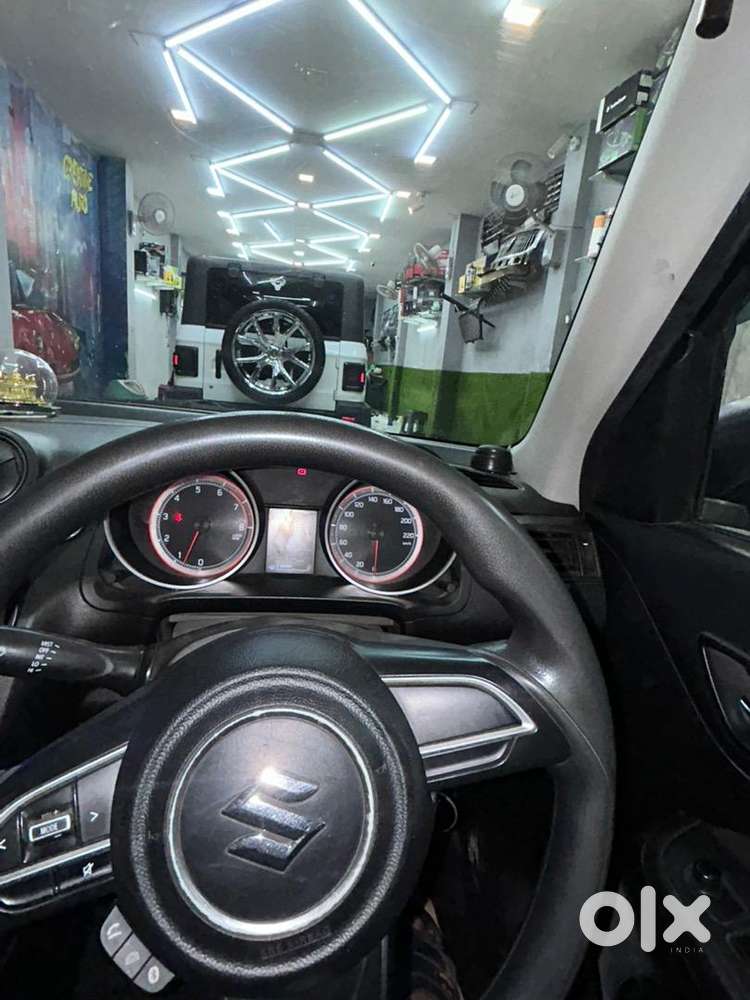 Maruti Suzuki Swift 2018 Petrol (automatic)