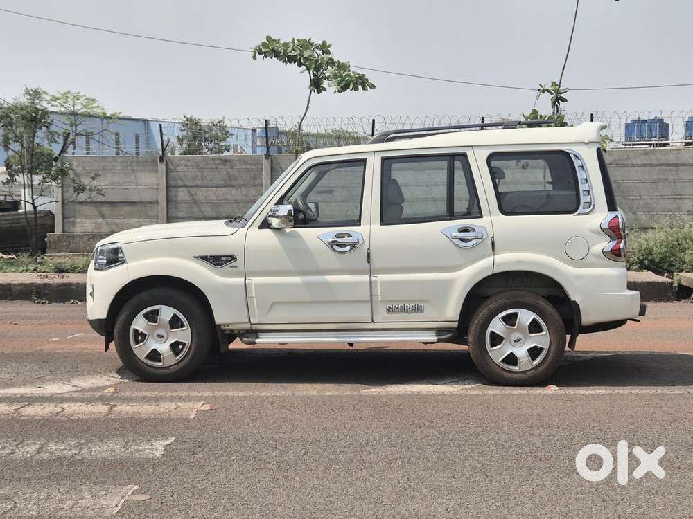 Mahindra Scorpio S5, 2018