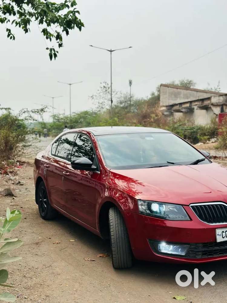 Skoda Octavia Eleganceat 2.0 Tdi Diesel Riv Red Colour