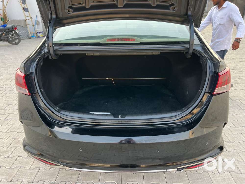 Hyundai Verna 1.5 Sx Diesel Mt, 2021, Diesel