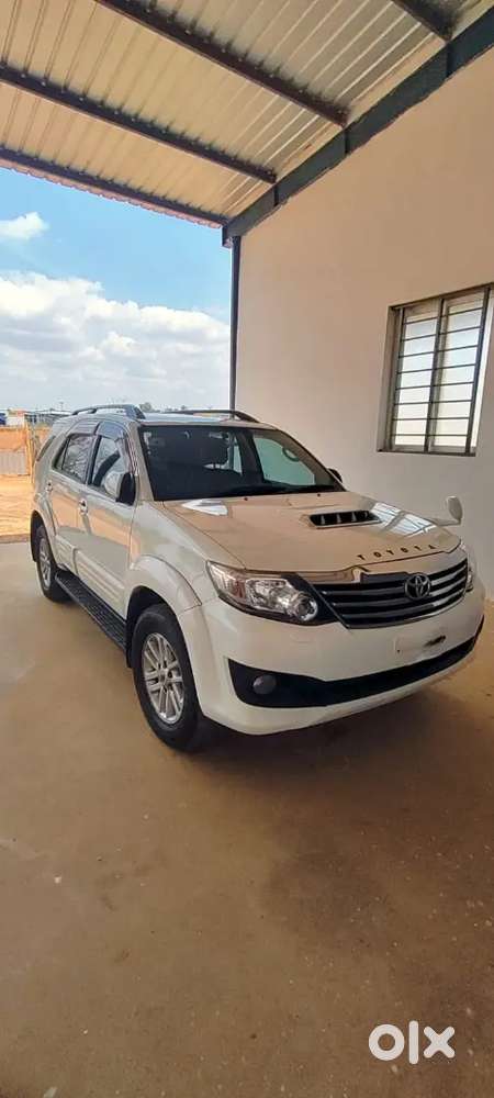 Toyota Fortuner 2014 Diesel Manual