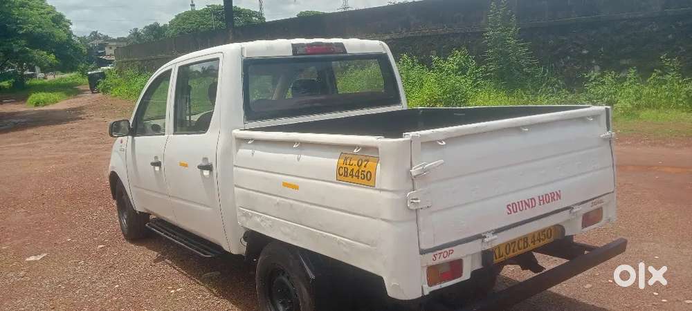 Mahindra Genio Diesel 2014
