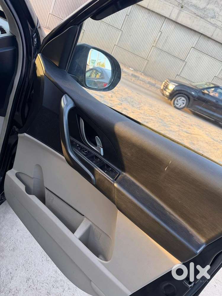 Mahindra Xuv500 2017 Diesel Well Maintained