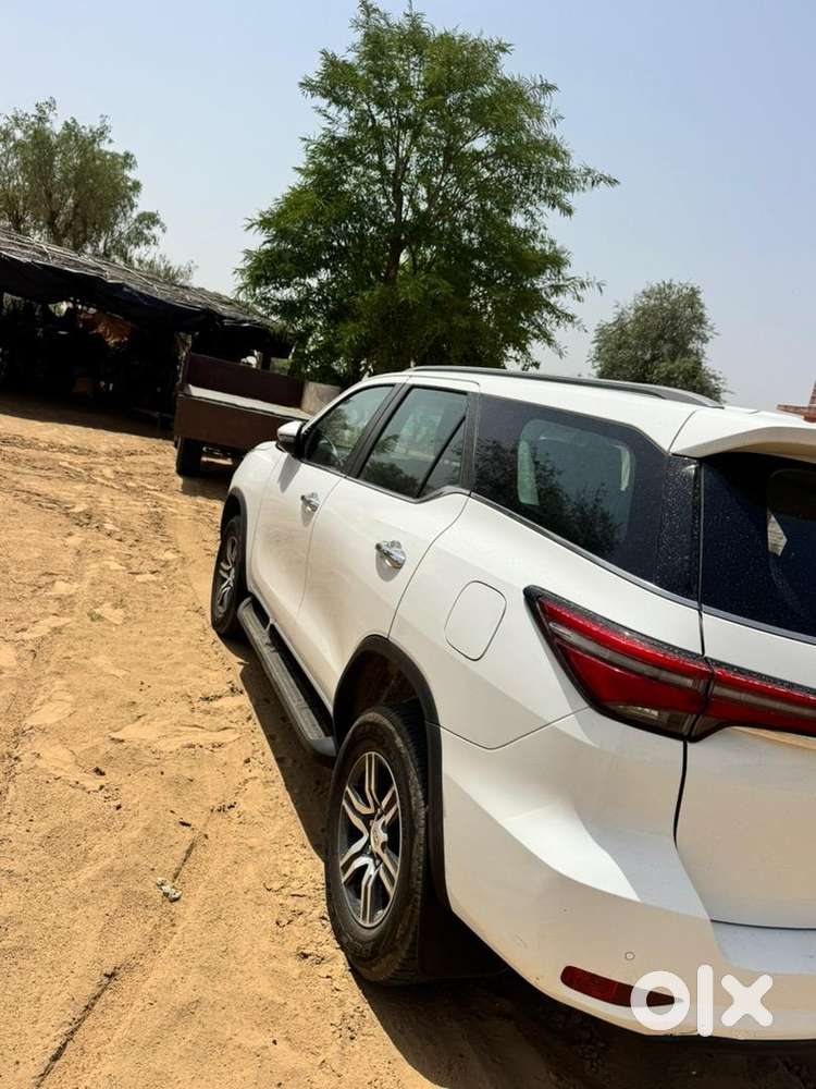 Toyota Fortuner 2023 Diesel 49000 Km Driven