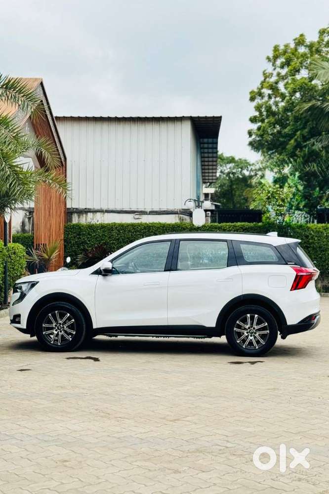 Mahindra Xuv700, 2022, Petrol